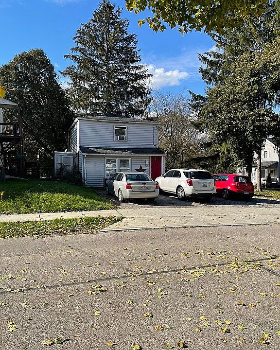 2nd image of 240 W Main St