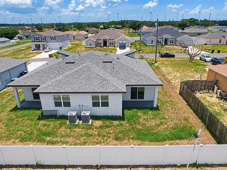 804 Colville Dr — Photo 19