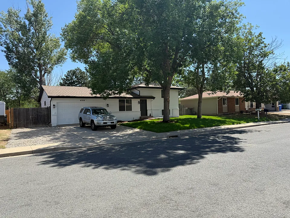 4008 Cottonwood Dr