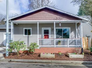 16563 NE Hoyt Ter, Portland, OR 97230