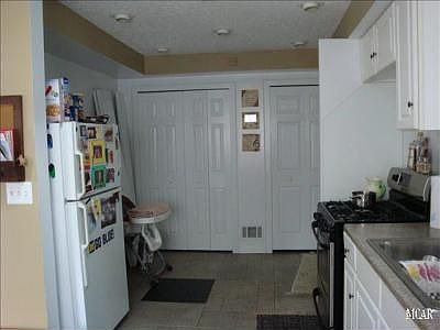 3rd image of 13717 Fellrath St