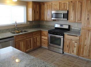 22332 Sioux Rd, Apple Valley, CA 92308