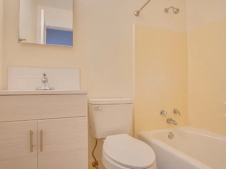 3371 Wellington Rd — Photo 24