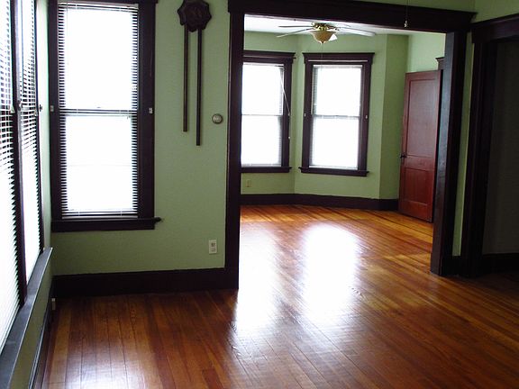 Dining Rm & Living Rm