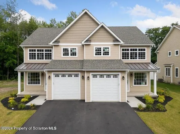 627 1st St, Eynon, PA 18403