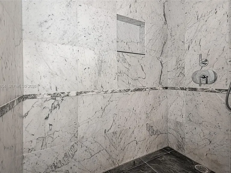 6101 Aqua Ave #702 — Photo 19