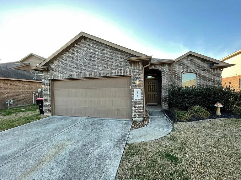 22530 Stillwater Valley Ln — Photo 1