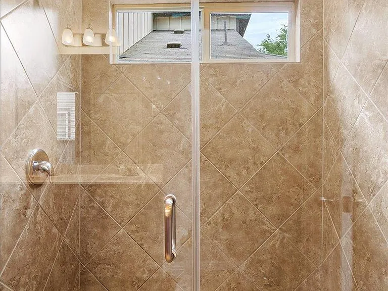 9413 Tanager Way — Photo 18