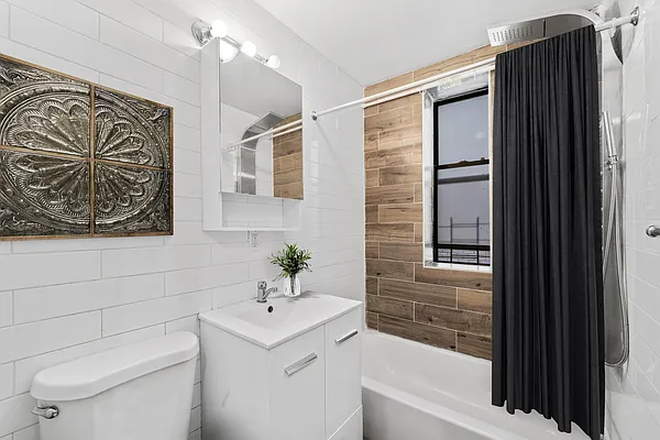 Rented by Vector New York, LLC | media 6