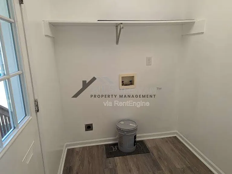 200 Belle Ct — Photo 6