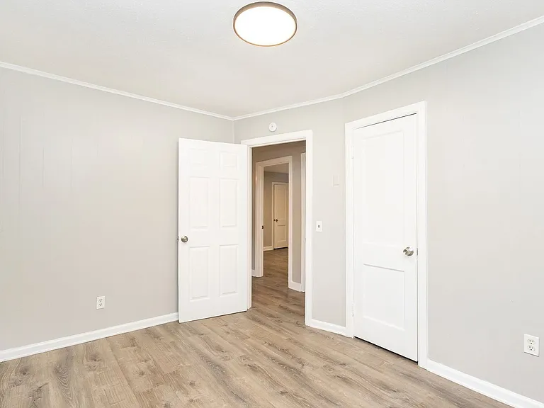 1635 Dogwood Dr — Photo 8