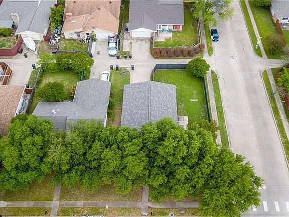 3rd image of 1712 Cumberland Trl