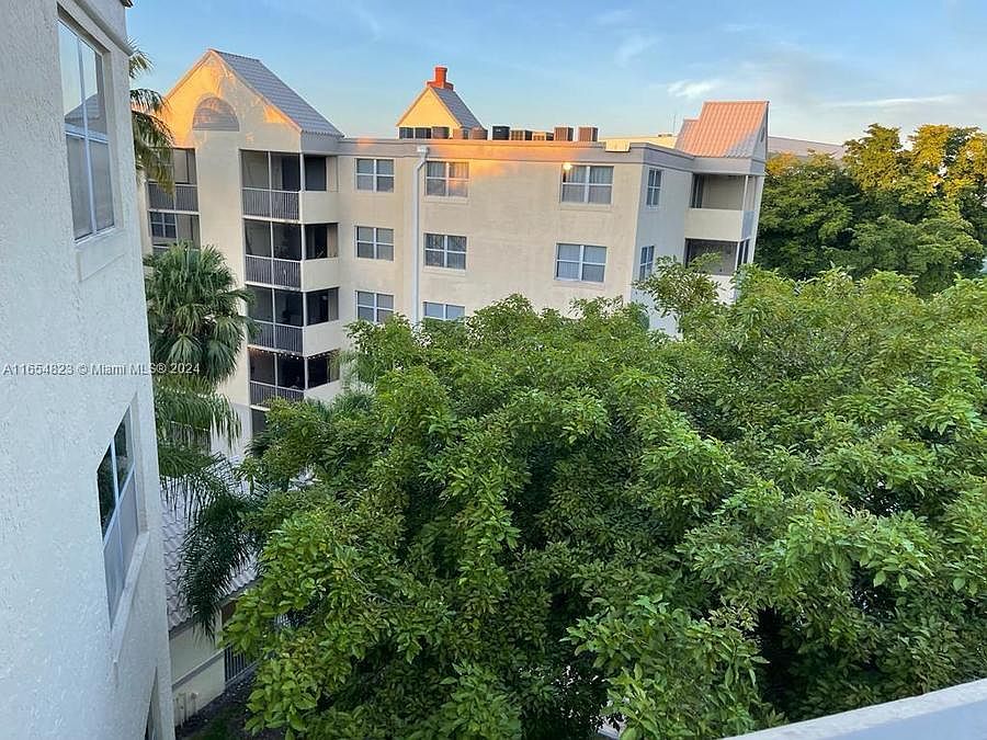 1st image of 8323 Lake Dr APT 505