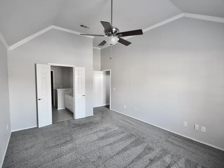 10817 Red Cedar Dr — Photo 17