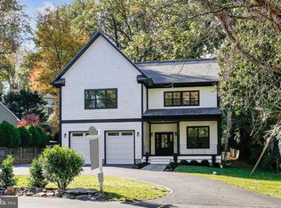 5810 Bradley Blvd, Bethesda, MD 20814