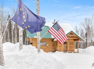 1478 Richard Berry Dr, Fairbanks, AK 99709