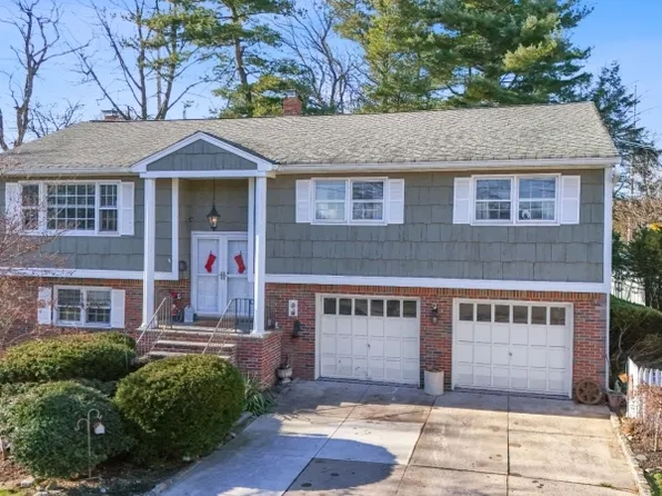70 Cornell Ave, Hawthorne Boro, NJ 07506