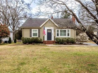 30 Simmons Ave, Greenville, SC 29607