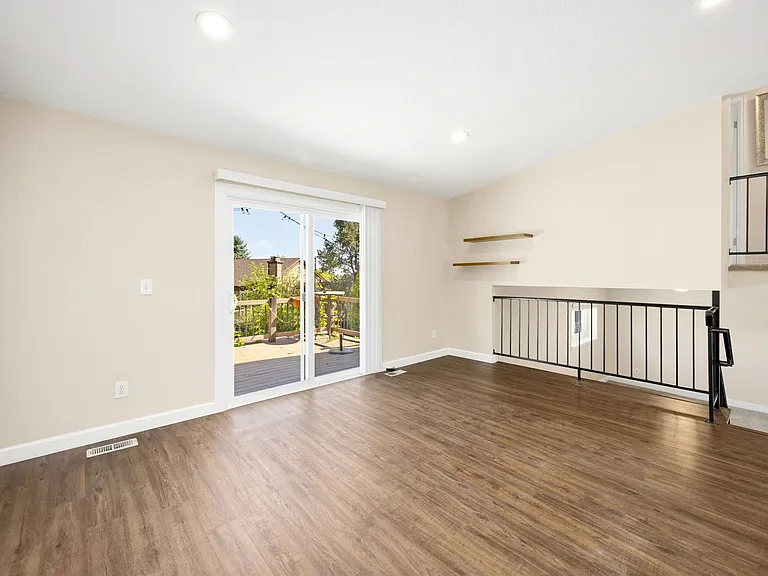 21205 E Ida Ave — Photo 7
