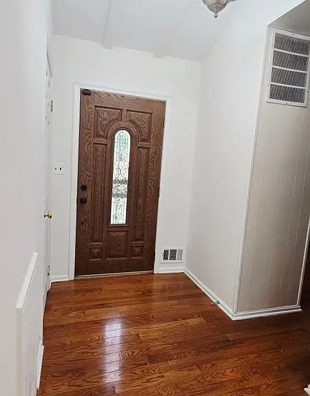 814 Stag Way — Photo 2
