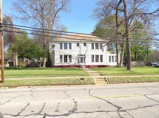 718 Houston St, Crockett, TX