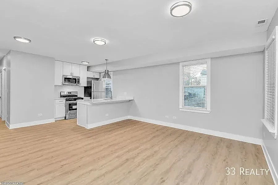 Building Photo - 2020 S Allport St #CH2