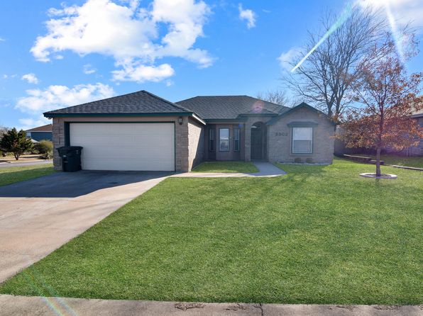 3302 Rainforest Ln