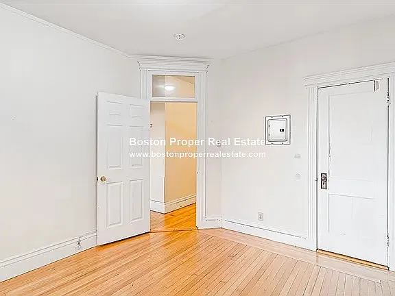 52 Charlesgate E #170