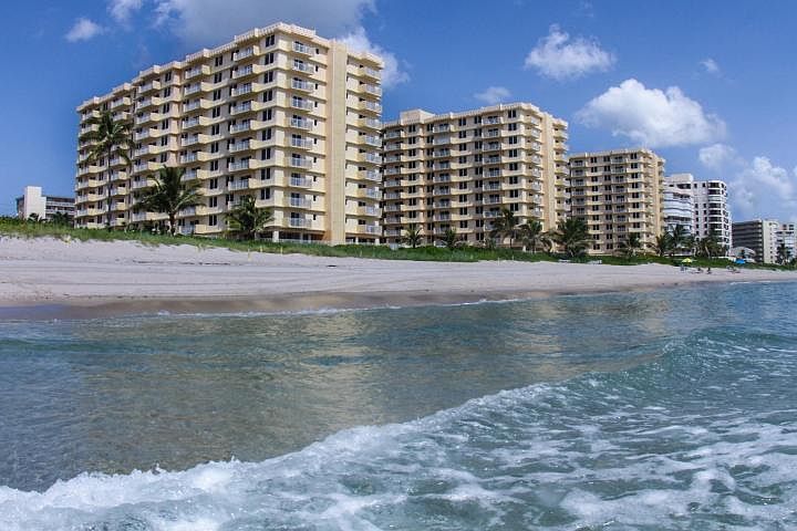 Unobstructed Ocean Views 