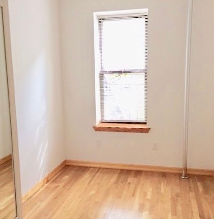 3rd image of 218 E 11th St APT 21