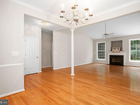 5th image of 6713 Autumn Wood Dr