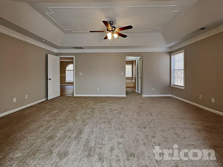 1219 Falls Creek Ct — Photo 9