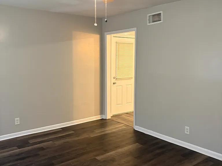 22 Clement Dr — Photo 7