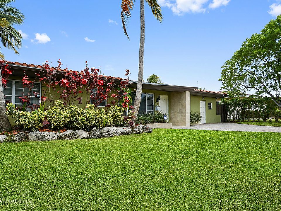 1st image of 2080 S Hibiscus Dr