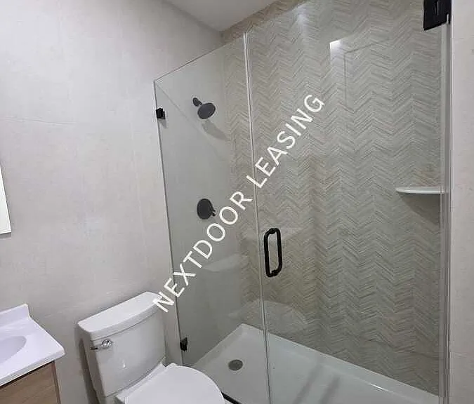 40 Lembeck Ave #105M — Photo 2