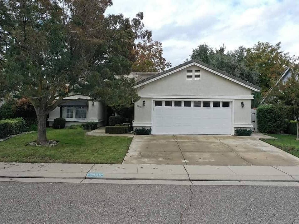 1st image of 2408 Matthew Ln
