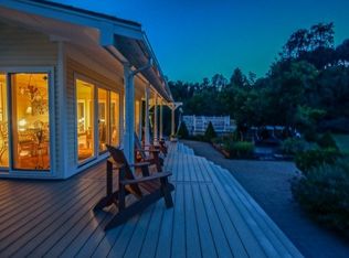 122 Castle Hill Rd, Windham, NH 03087