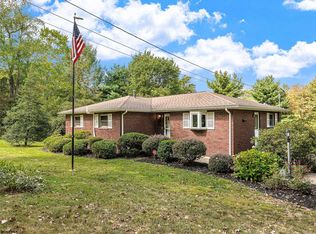 60 Imperial Woods Dr, Morgantown, WV 26508