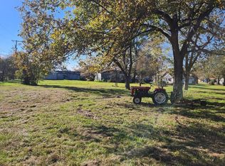 6419 Locust St, Murchison, TX 75778