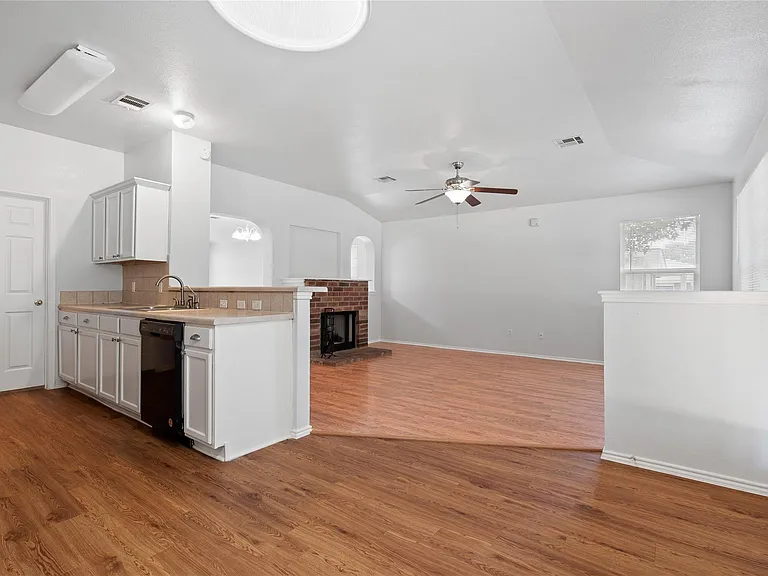 3307 Blue Ridge Dr — Photo 10