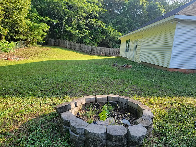935 Boulder Ln — Photo 4