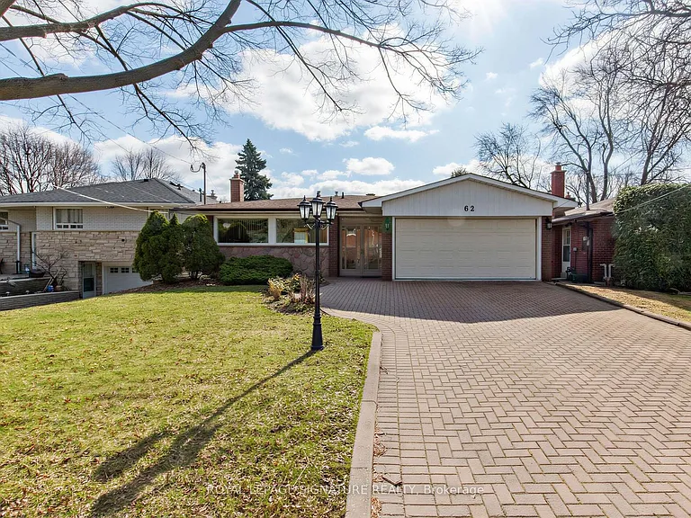 62 Felicity Dr #MAIN — Photo 2