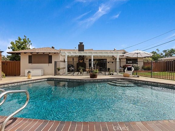 4th image of 5015 Treehill Pl