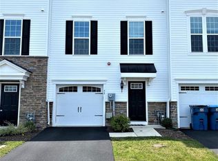 35 Twomey Ct, Wyncote, PA 19095