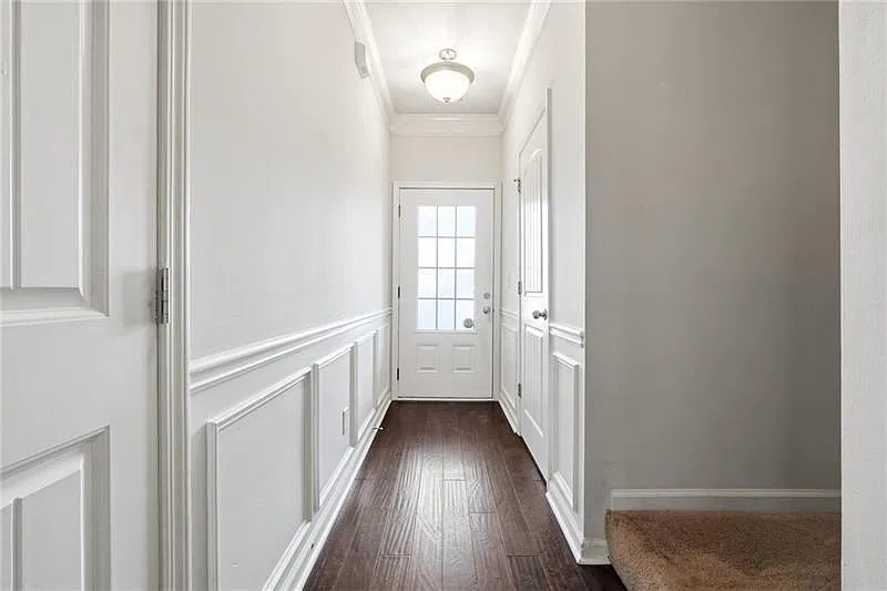3 bed, 2.5 bath, 1474 sqft, $1,800 — Photo 3