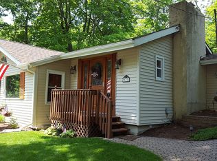 523 Lakeside Ave, Hopatcong, NJ 07821