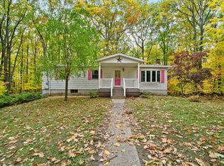 211 Ridge Rd, Vestal, NY 13850