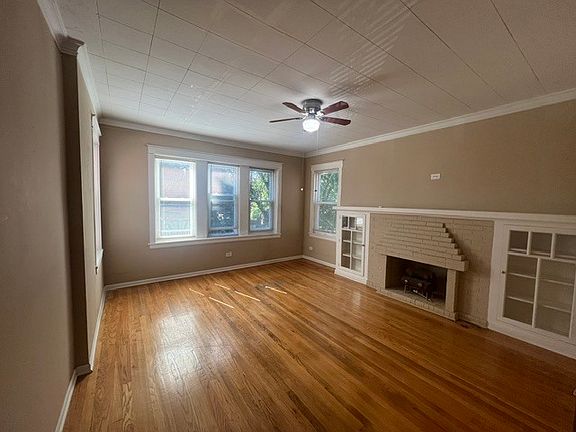 2nd image of 1627 N Lotus Ave