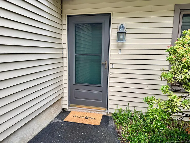 1 Horizon Dr #11 — Photo 3