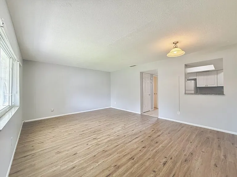4729 39th Ave N #206 — Photo 19